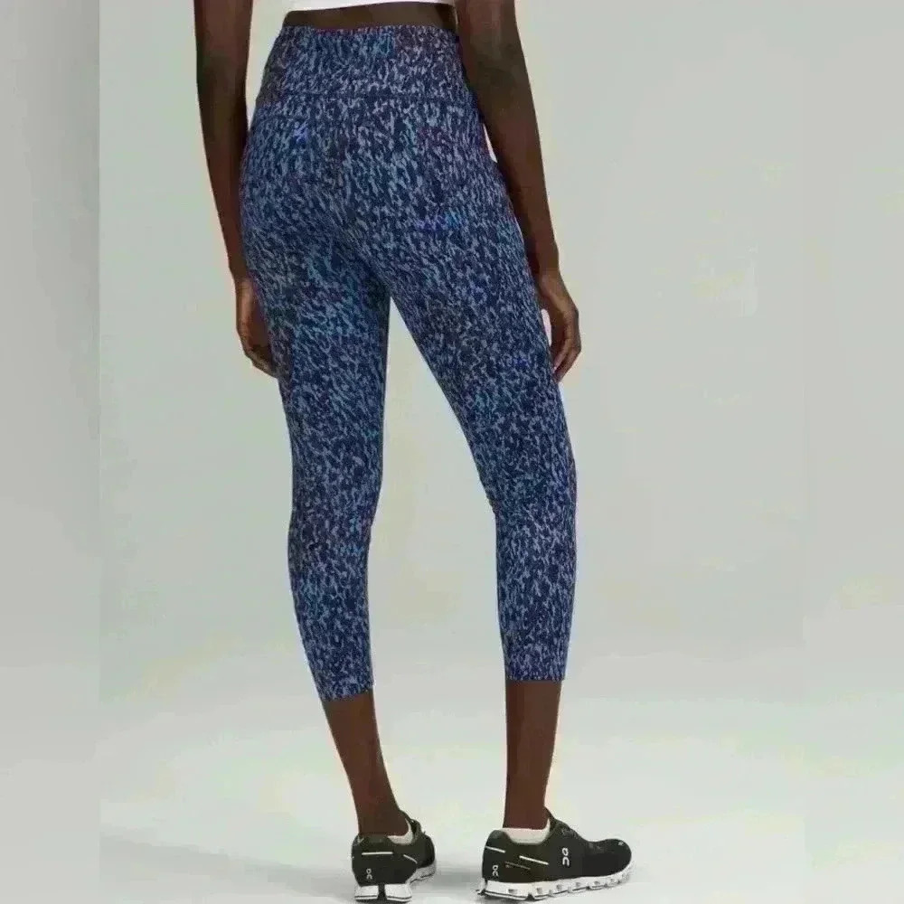 Lululemon Fast and Free High Rise Running Tight II 25” Size 4 - Picture 6 of 8